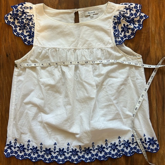 Madewell Women’s Size 4 White Shirt with Blue Embroidery on Sleeve Summer - Picture 6 of 11